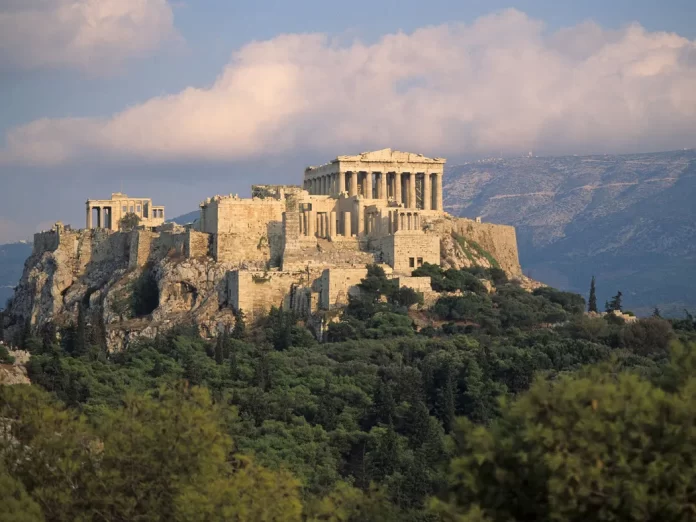 Exploring Athens: A Journey Full Of History and Culture | altigis